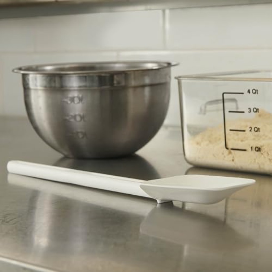 حاوية تخزين طعام مربعة موفرة ل - مراجعة Food Storage 4 Quart وسعره